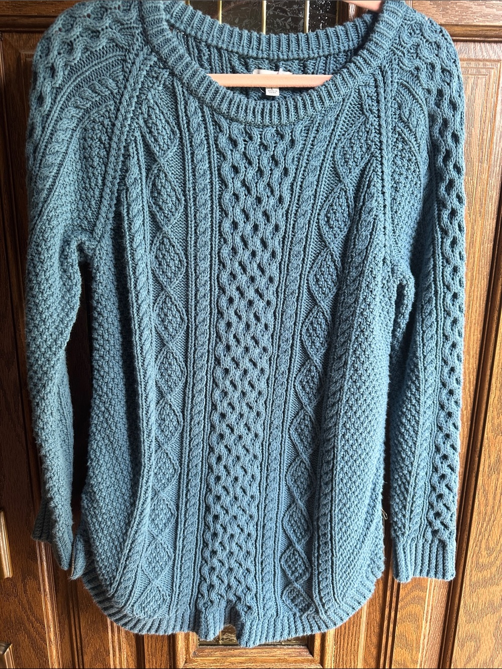 L.L.Bean Women’s Cable Knit Crewneck Sweater Size L